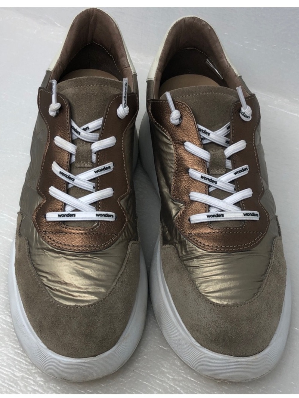 WONDERS Roma taupe Metallic animal print Sneakers Sz 38 made in Spain NWOT
